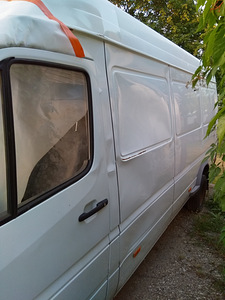 Mercedes-benz Sprinter 413 cdi. (2 foto / 7)
