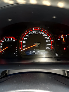 Honda Accord 2.0 114 kW (8 foto / 12)