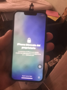 iPhone 13 (1 фото из 2)