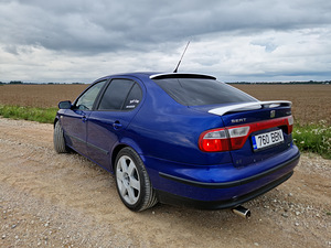 M: Seat Toledo 2.3 VR5 125kw (5 foto / 10)