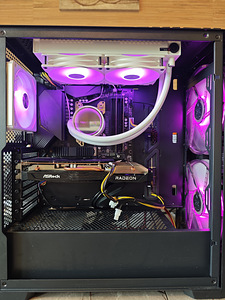 AMD Ryzen 7 5800X | AMD RX 6600XT | 16GB DDR4 3200 | 2 SSD (2 foto / 10)