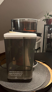 Baby Brezza Formula Pro piimasegu valmistamise masin (2 foto / 6)
