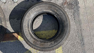 265/65R17 Bridgestone Dueler H/T + AT 684II (6 foto / 8)