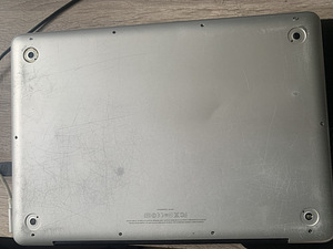 Macbook Pro (late-2011) (3 foto / 3)