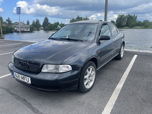 Audi A4 B5 1,8 bensiin 94 (1 foto / 6)