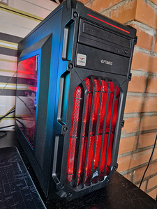 Gaming arvuti / PC (7 foto / 8)