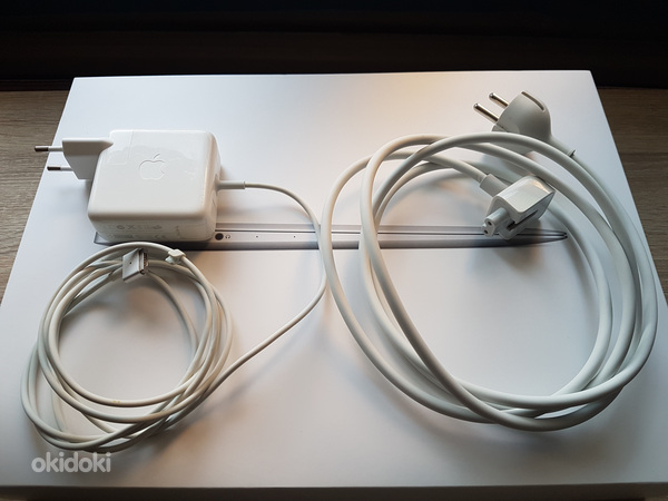 Macbook Air, начало 2015 года, 4 ГБ ОЗУ / 128 ГБ SSD (фото #2)