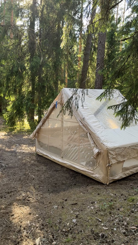 Täispuhutav telk