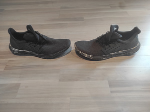 Кроссовки adidas 45 (4 фото из 5)