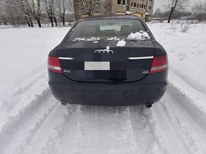Audi A6 C6 varuosadeks (2 foto / 8)