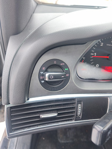 Audi A6 C6 sedaan varuosadena (7 foto / 10)