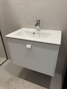 Duravit valamukapp, kraanikauss ja Gustavsbergi segisti (1 foto / 3)