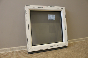 Mitteavatav plastic (PVC) aken, laiusega 600 mm (2 foto / 8)