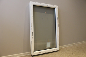 Mitteavatav plastic (PVC) aken, laiusega 700 mm (6 foto / 10)