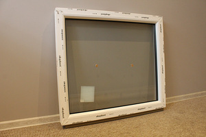 Mitteavatav plastic (PVC) aken, laiusega 900 mm (2 foto / 10)