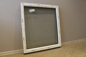 Mitteavatav plastic (PVC) aken, laiusega 900 mm (4 foto / 10)