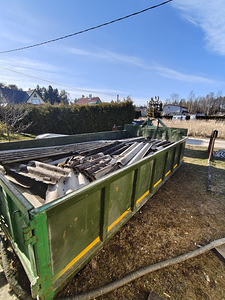 Paigaldame prügikonteineri, liiva ja killustiku kohaletoimetamine (2 foto / 3)