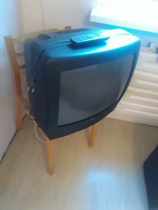 Телевизор LG 51 см