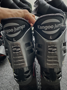 Kangoo jumps pro L (3 foto / 7)