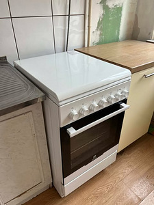Electrolux gaasipliit elektriahjuga (1 foto / 5)