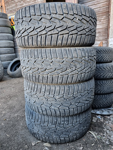 255/40 R19. Naastrehvid Nokian Hakkapeliitta (2 foto / 8)