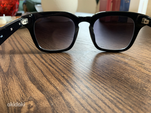Солнцезащитные очки Hugo Boss (фото #5)