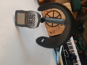 Metal detector vees ja pinnal Goldhunter T90 (2 foto / 3)