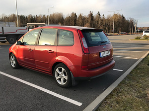 Ford Focus C-Max Ghia 1.8 92kW (4 foto / 10)