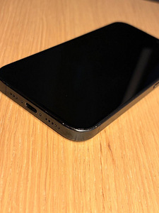 iPhone 15 Pro (128 ГБ) (6 фото из 10)