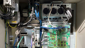YASKAWA MOTOMAN control cabinet (10 foto / 10)