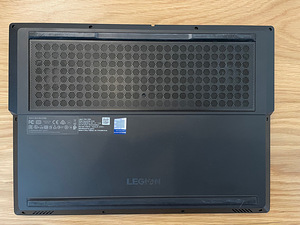 Lenovo Legion Y540 | 1660 Ti | i5-9300H | 16GB RAM | 1TB SSD (4 foto / 6)