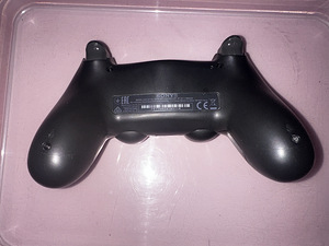 Джойстик PS4 (1 фото из 4)