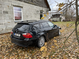 BMW 330xd, 2006 (5 foto / 12)