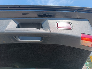 MERCEDES-BENZ E 200 BLUETEC 2014 (5 foto / 13)