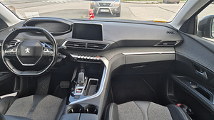 Peugeot 2018/5008 (7 foto / 15)