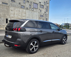 Peugeot (3 фото из 12)