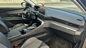 Peugeot 5008 (3 foto / 10)
