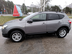Nissan Qashqai (5 foto / 12)