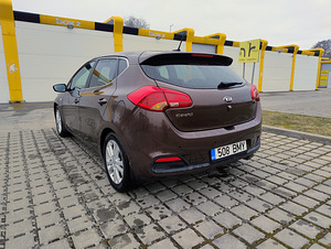 Kia ceed 1.4 Comfort SE 2014 (8 foto / 15)