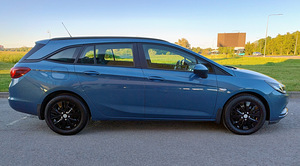 Opel Astra Sport Tourer (4 foto / 15)