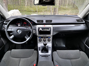 Volkswagen Passat 1.9TDI 77kw (7 foto / 8)