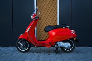2018 Piaggio Vespa Primavera 50cc (3 foto / 10)