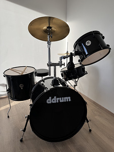 Trummikomplekt ddrum D2R Rock Series (Black Sparkle) (1 foto / 2)