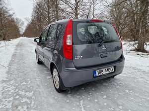Mitsubishi Colt 1.5 80 kw (3 foto / 15)