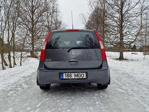 Mitsubishi Colt 1.5 80 kw (7 foto / 15)
