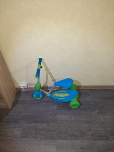 Laste kolmerattaline elektriroller (2 foto / 2)