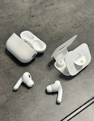 Apple AirPods Pro 2