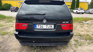 BMW x5 e53 (6 foto / 6)