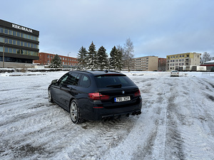 BMW F11 535XD LCI M-pakett (5 foto / 12)