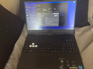 Asus TUF dash f15 (1 foto / 5)
